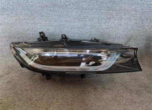 BMW i8 I15 Right Headlamp LED Headlight Excluding control modules